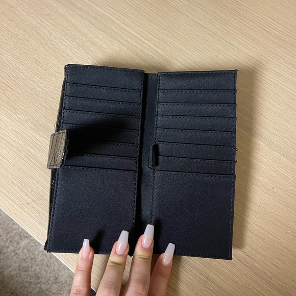 Totes Wallet - Picture 5 of 5